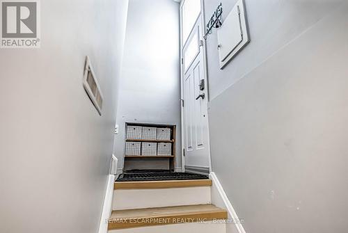 5 Carrington Court, Hamilton, ON - Indoor Photo Showing Other Room