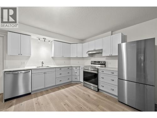 2668 Golf Course Drive, Blind Bay, BC - Indoor Photo Showing Kitchen