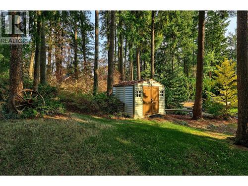 2668 Golf Course Drive, Blind Bay, BC - Outdoor