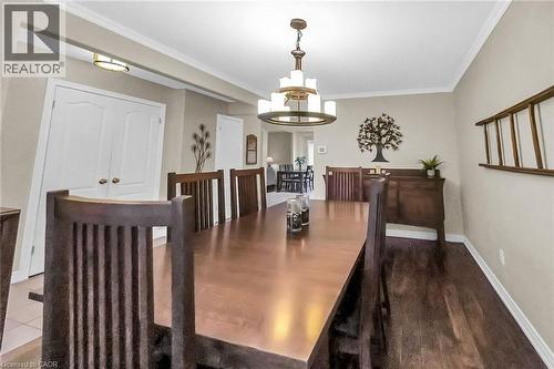 2371 Pathfinder Drive, Burlington, ON - Indoor Photo Showing Dining Room