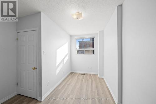 Nook space for office desk or couch. - 234 Rochester Street, Ottawa, ON - Indoor Photo Showing Other Room