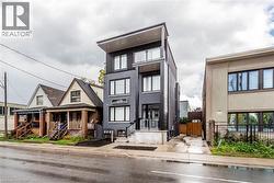 144 WELLINGTON Street N Unit# 2 Hamilton, ON L8R 1N3