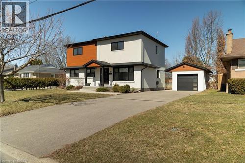 40 VARADI Avenue  Brantford, ON N3R 3N3