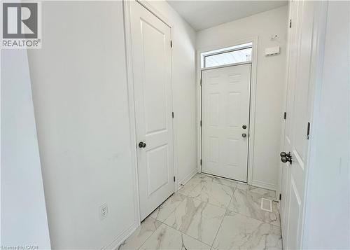 15 Davinci Boulevard, Hamilton, ON - Indoor Photo Showing Other Room