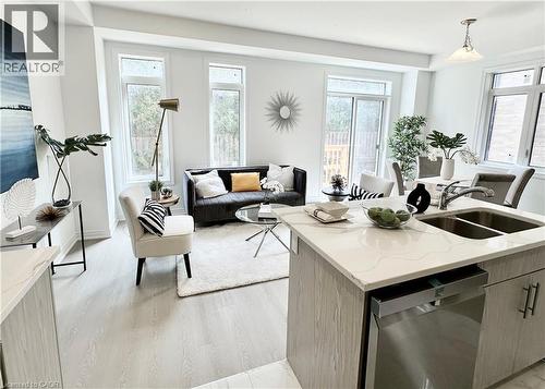 15 Davinci Boulevard, Hamilton, ON - Indoor