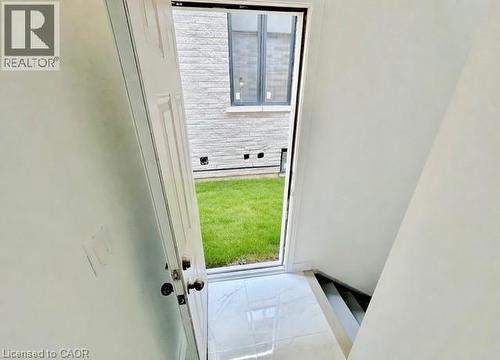 15 Davinci Boulevard, Hamilton, ON - Indoor Photo Showing Other Room