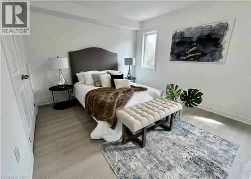 15 Davinci Boulevard, Hamilton, ON - Indoor Photo Showing Bedroom