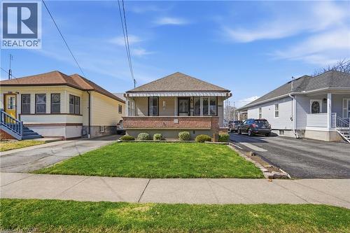 4867 SIXTH Avenue  Niagara Falls, ON L2E 4T8