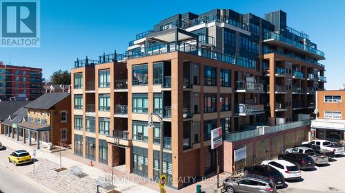 412 - 112 WOODBRIDGE AVENUE  Vaughan, ON L4L 2S7