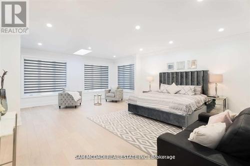 1138 Garden Road, Mississauga, ON - Indoor Photo Showing Bedroom