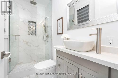 1138 Garden Road, Mississauga, ON - Indoor Photo Showing Bathroom