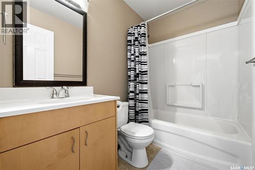 22 Sibbald Crescent, Regina, SK - Indoor Photo Showing Bathroom