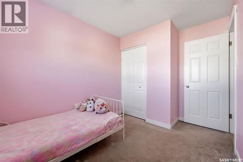 22 Sibbald Crescent, Regina, SK - Indoor Photo Showing Bedroom