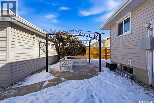 22 Sibbald Crescent, Regina, SK - Outdoor With Exterior