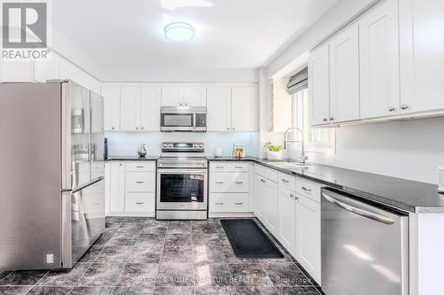 1237 Blackburn Drive, Oakville, ON - Indoor Photo Showing Kitchen