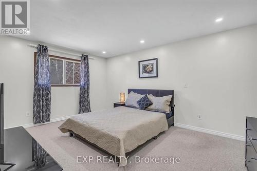 146 Bechtel Drive, Kitchener, ON - Indoor Photo Showing Bedroom