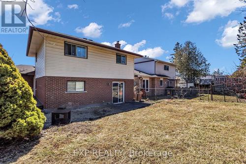 146 Bechtel Drive, Kitchener, ON - Outdoor