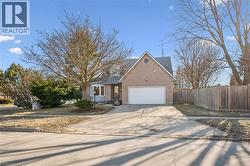 37 ENFIELD Drive  Cambridge, ON N1P 1A5