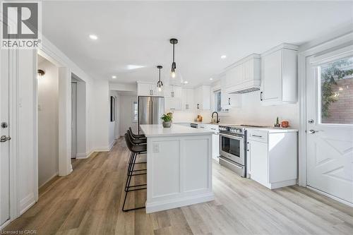 37 Enfield Drive, Cambridge, ON - Indoor Photo Showing Kitchen With Upgraded Kitchen
