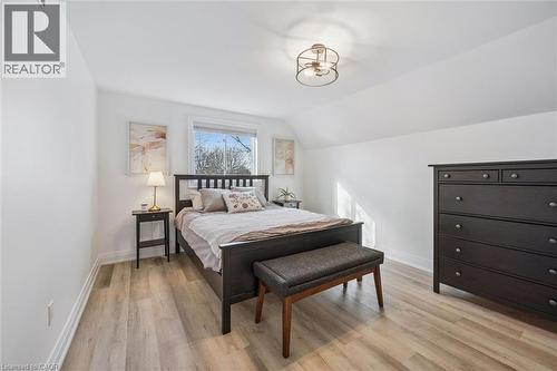 37 Enfield Drive, Cambridge, ON - Indoor Photo Showing Bedroom