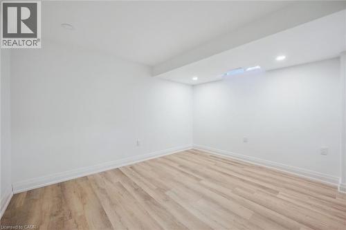 37 Enfield Drive, Cambridge, ON - Indoor Photo Showing Other Room