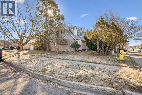 37 Enfield Drive, Cambridge, ON - Outdoor