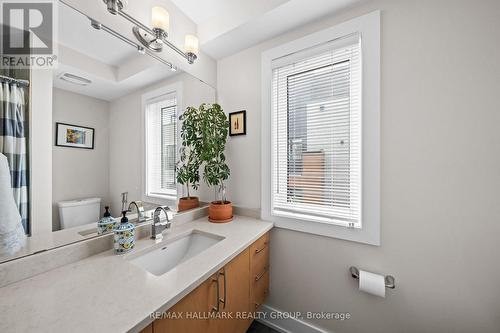 175 Armstrong Street, Ottawa, ON - Indoor Photo Showing Bathroom
