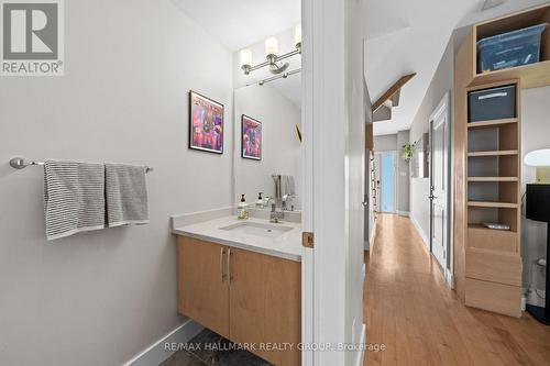 175 Armstrong Street, Ottawa, ON - Indoor Photo Showing Bathroom