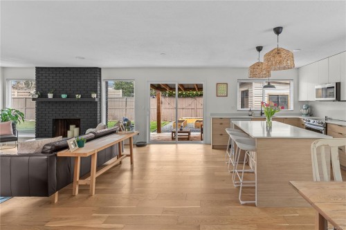 408 Reavie Rd, Campbell River, BC 