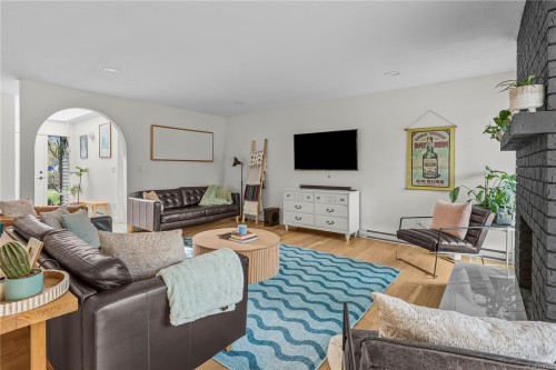 408 Reavie Rd, Campbell River, BC 