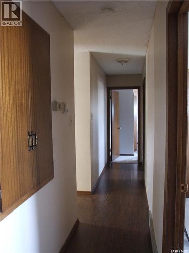 301 5Th Street W, Leader, SK - Indoor Photo Showing Other Room