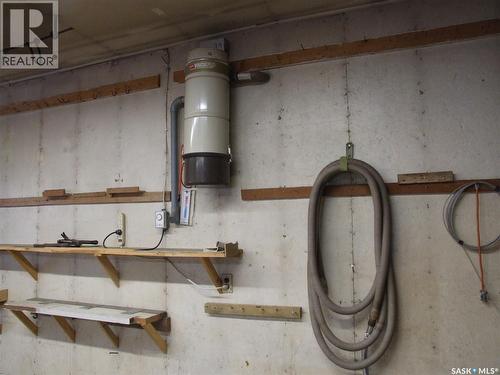 301 5Th Street W, Leader, SK - Indoor Photo Showing Basement