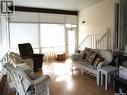 301 5Th Street W, Leader, SK  - Indoor Photo Showing Living Room 