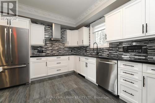 88 Colonel Danforth Trail, Toronto, ON - Indoor Photo Showing Kitchen With Upgraded Kitchen