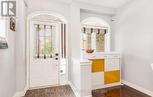 3860 Bloomington Crescent, Mississauga, ON - Indoor Photo Showing Other Room