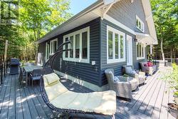 Plenty of places to soak in the sun - 