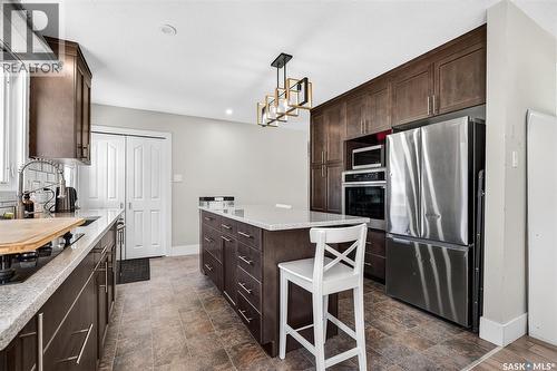 1321 Prince Crescent, Moose Jaw, SK - Indoor Photo Showing Kitchen