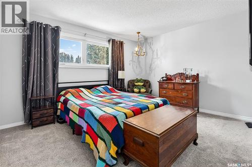 1321 Prince Crescent, Moose Jaw, SK - Indoor Photo Showing Bedroom