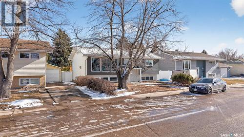 1321 Prince Crescent, Moose Jaw, SK - Outdoor
