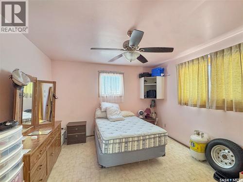 155 1St Street E, Meota, SK - Indoor Photo Showing Bedroom