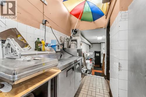 3364 Cambie Street, Vancouver, BC 