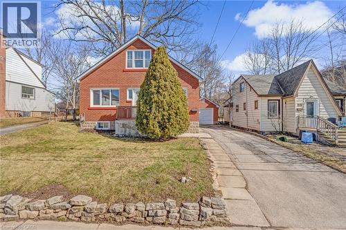 23 CLIFFORD Street  Hamilton, ON L8S 2Z7