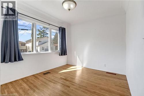 23 Clifford Street, Hamilton, ON - Indoor Photo Showing Other Room