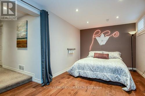 236 Dartmoor Crescent, Waterloo, ON - Indoor Photo Showing Bedroom