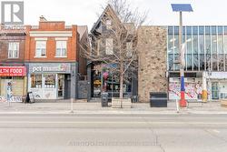 642 BLOOR STREET W Toronto, ON M6G 1K9