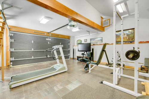 Garage - 20 Ch. Ovila, Mont-Tremblant, QC - Indoor Photo Showing Gym Room