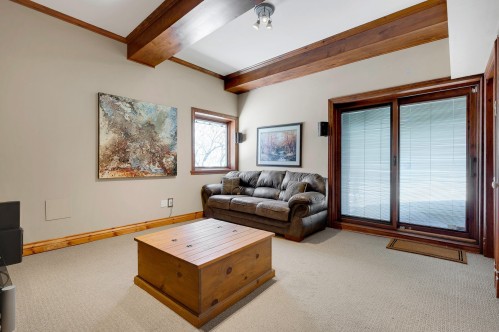 Salle familiale - 20 Ch. Ovila, Mont-Tremblant, QC - Indoor Photo Showing Living Room