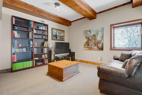 Salle familiale - 20 Ch. Ovila, Mont-Tremblant, QC - Indoor