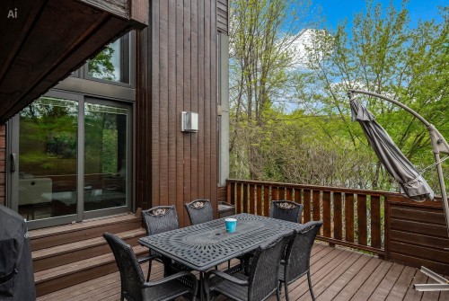 Terrasse - 20 Ch. Ovila, Mont-Tremblant, QC - Outdoor With Deck Patio Veranda With Exterior