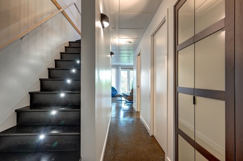 Escalier - 321 Ch. Du Versant, Saint-Donat, QC - Indoor Photo Showing Other Room